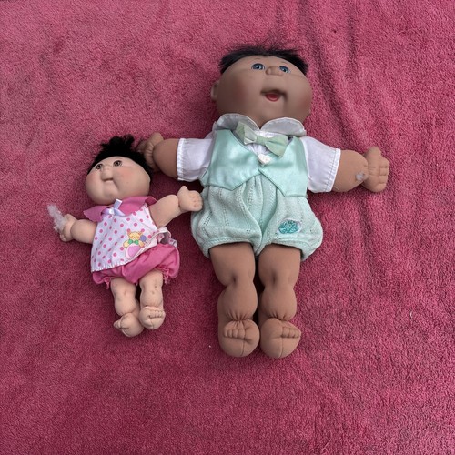 Cabbage patch dolls - dolls, with